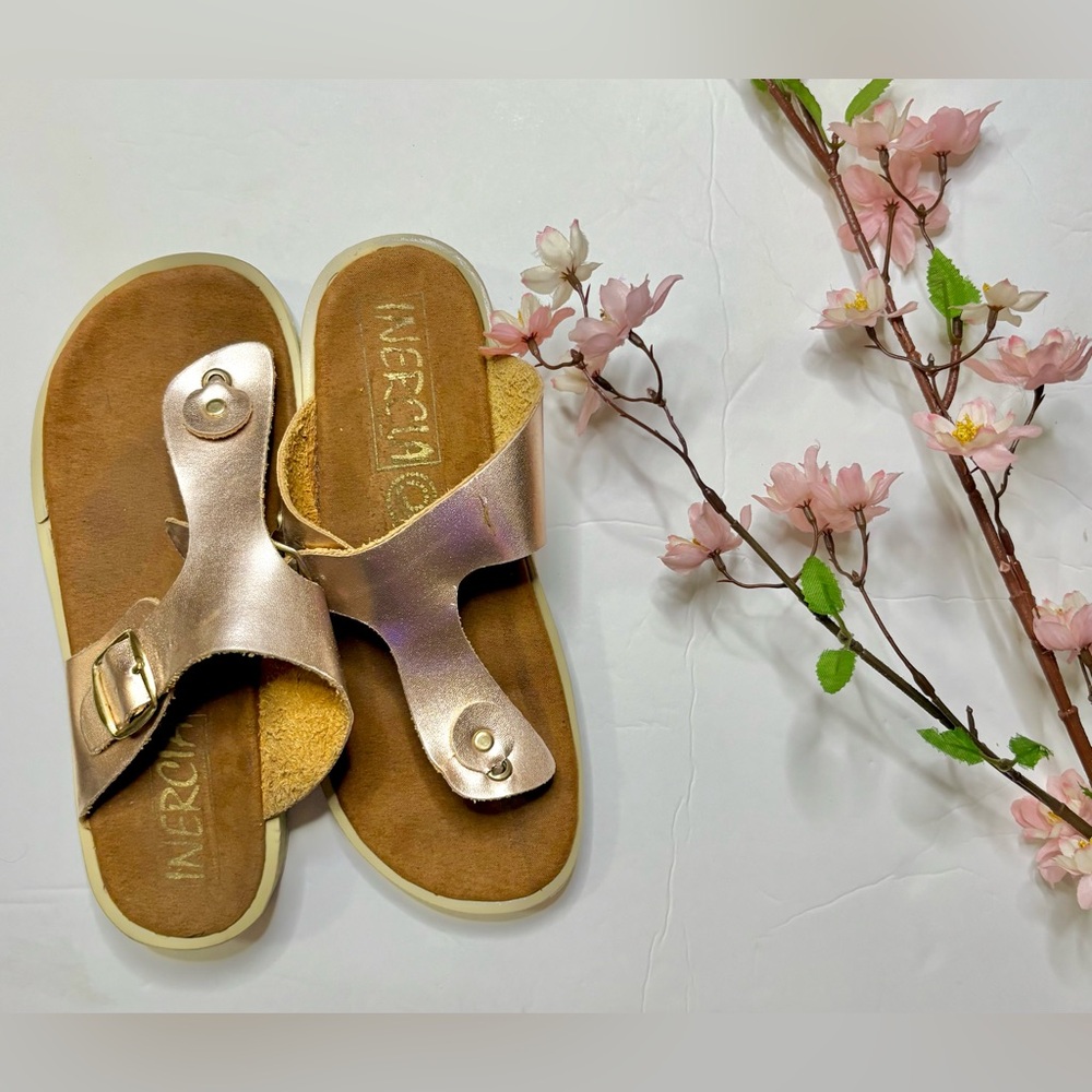 Gold Rose Toe Ring Loop Sandals - image 2